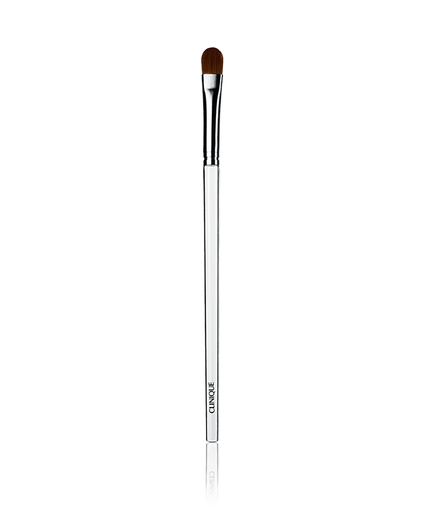 Concealer Brush, Ce pinceau synthétique de qualité supérieure, compact et souple, permet une utilisation optimale et contrôlée.